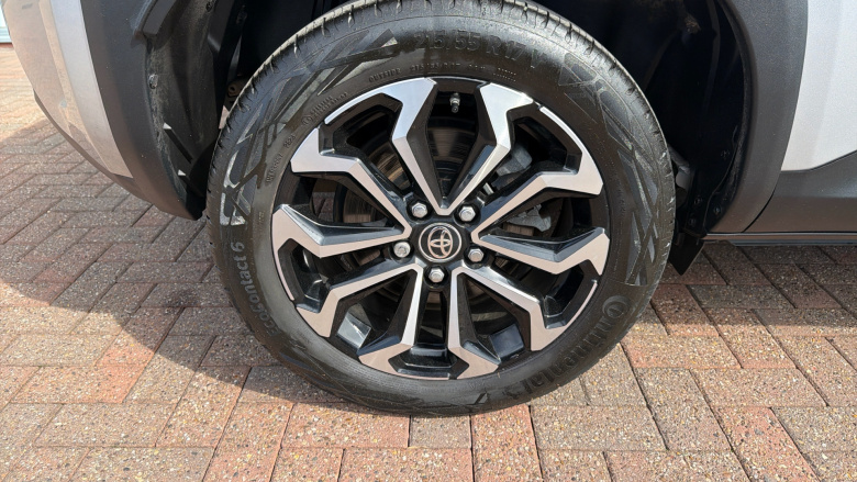 Toyota Yaris Cross 1.5 Hybrid Design 5dr CVT Hybrid Estate